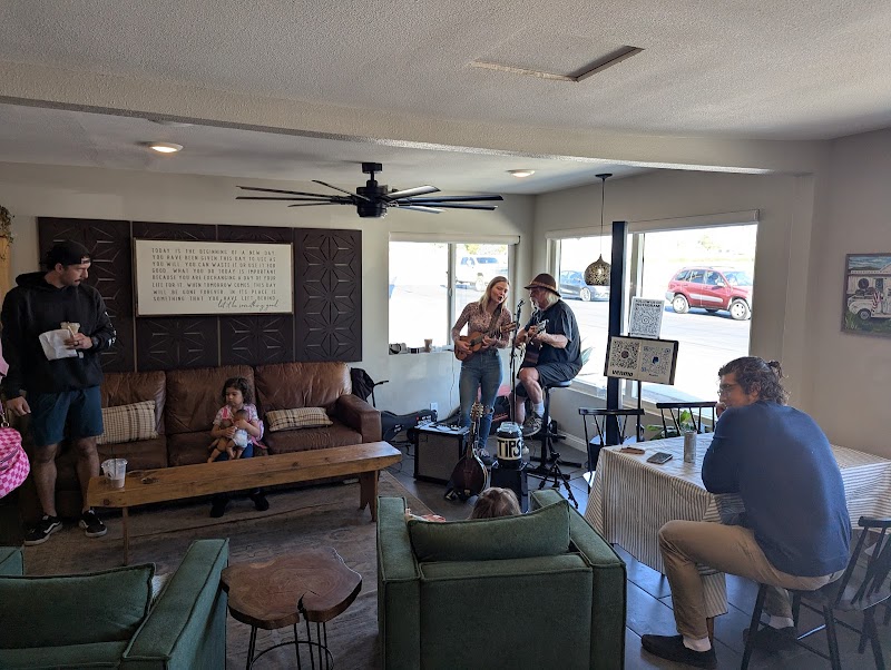 A Montague Brothers Campany