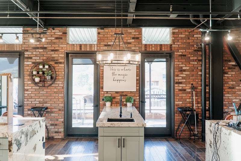 Arrow Beauty Collective