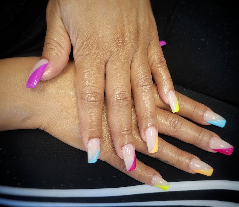B&K Dreamy Nails & Spa