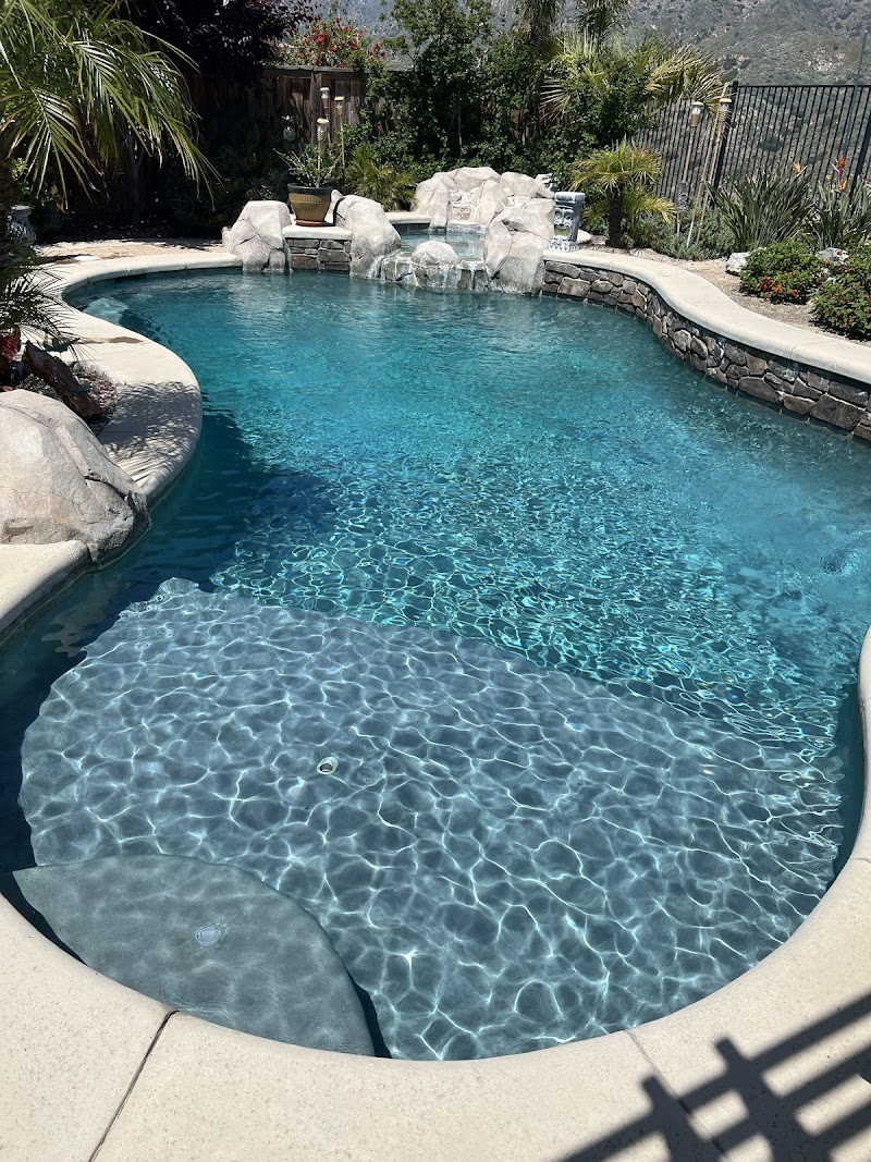 Freds Pool Cleaning Service