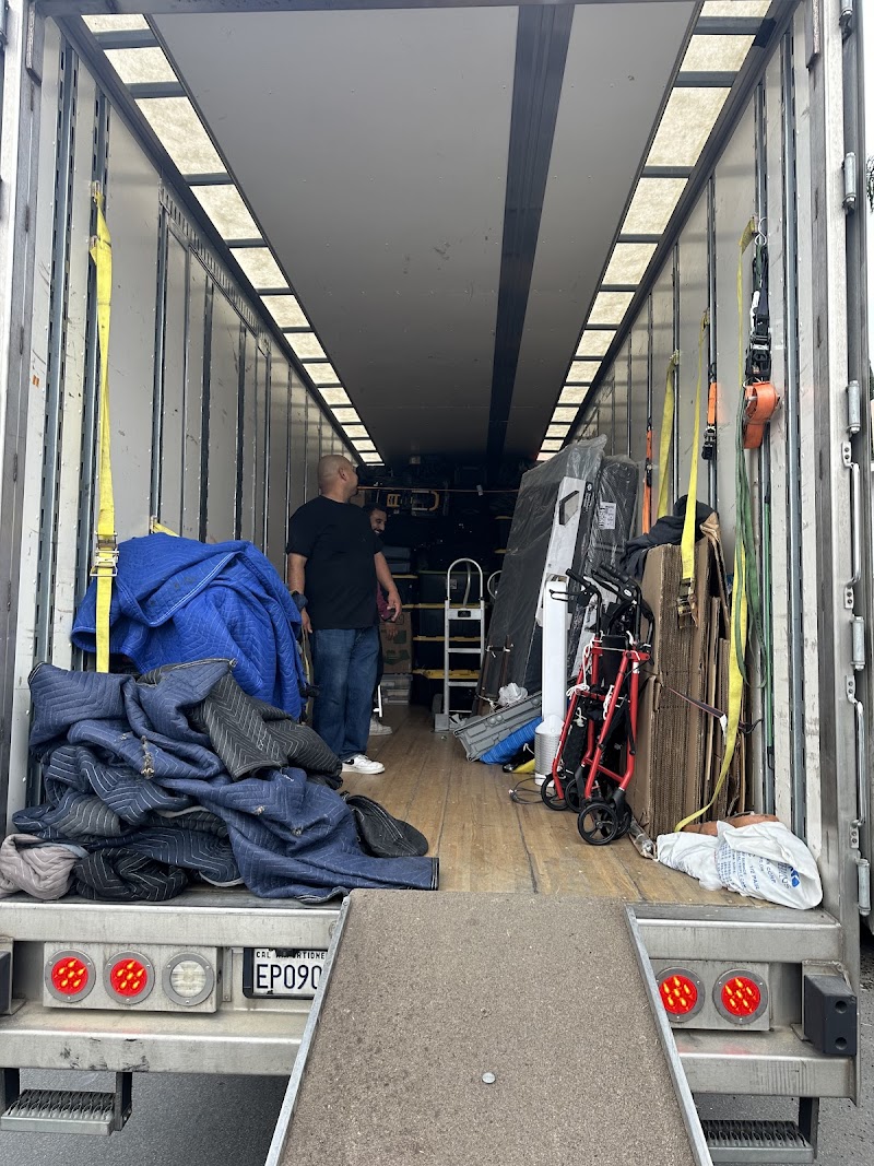 Jet Moving And Storage